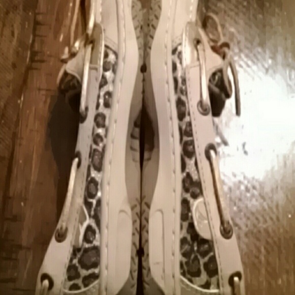 Tan loafers - Picture 5 of 8